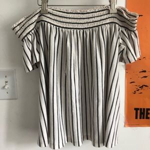 American Eagle off the shoulder top